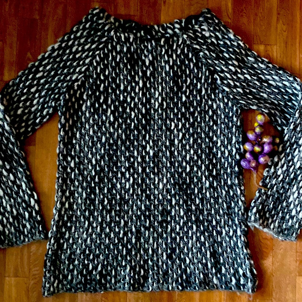 Beautiful made in Italy pullover size S